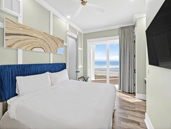 Stunning Beach Vacation Home in Panama Beach 6 Bedrooms