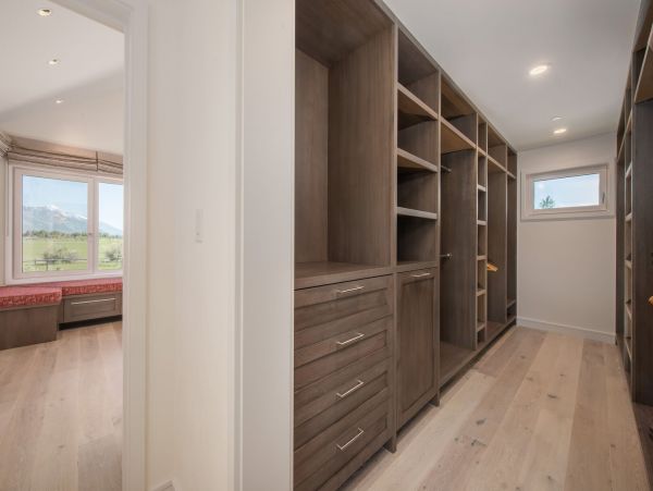 Wilson Vacation Home With Great Views Sleeps 14 Guests