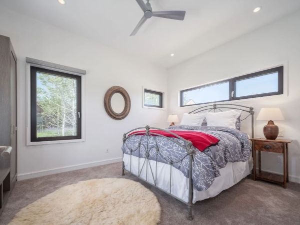 Wilson Vacation Home With Great Views Sleeps 14 Guests