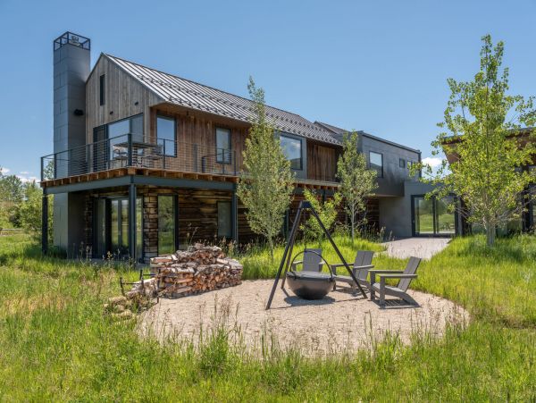 Wilson Vacation Home With Great Views Sleeps 14 Guests