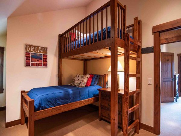  Upper Level Twin Bunk Room (upper level