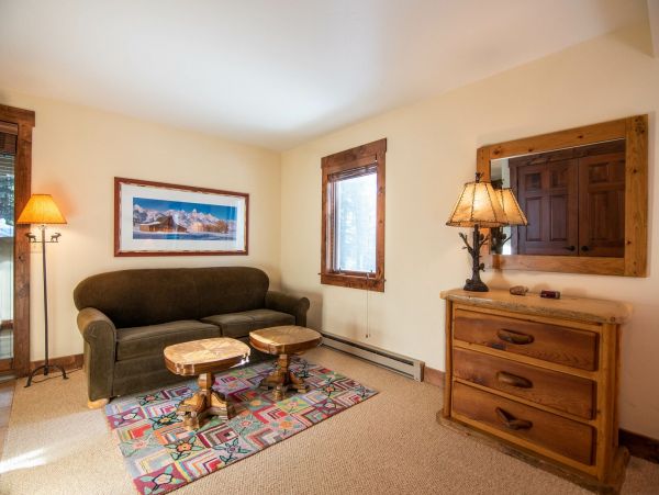 Mother-in-law Suite Sitting Area
