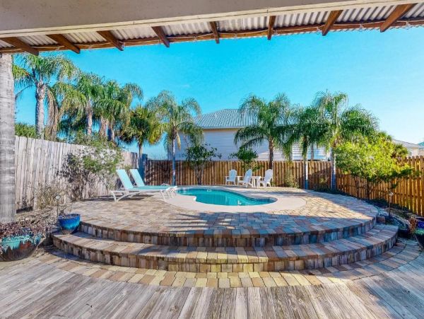 Mexico Beach Vacation Home Two Bedrooms with Pool