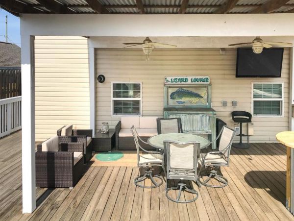 Mexico Beach Vacation Home Two Bedrooms with Pool