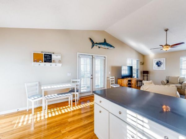 Mexico Beach Vacation Home Two Bedrooms with Pool
