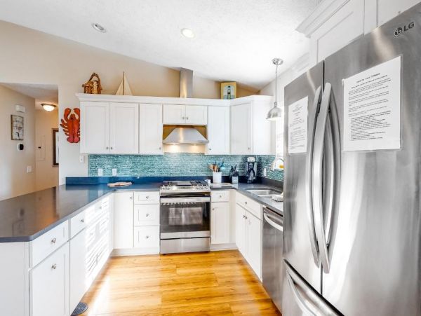 Mexico Beach Vacation Home Two Bedrooms with Pool