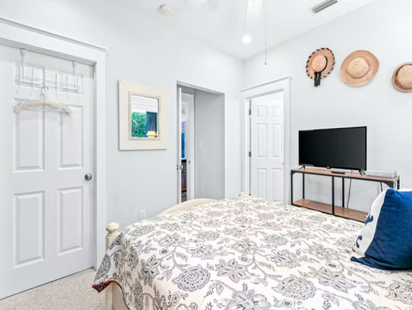 Charming 2 Bedroom Vacation Condo in Santa Rosa Beach