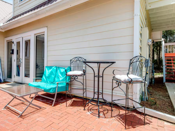 Charming 2 Bedroom Vacation Condo in Santa Rosa Beach