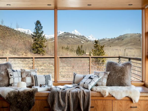 Luxury Jackson Hole Vacation Home Six Bedroom