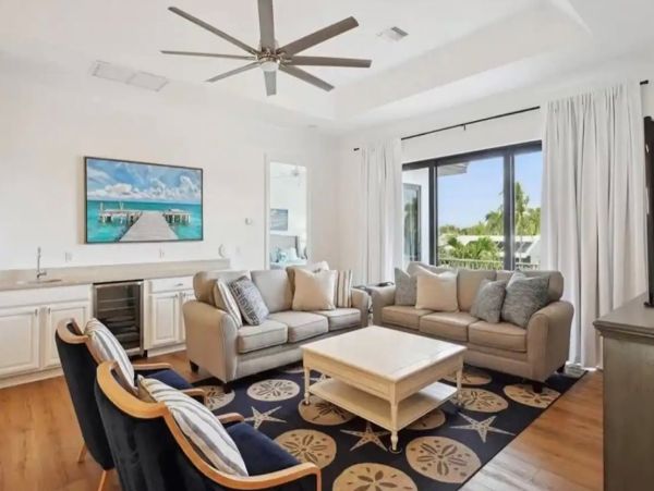 Impressive Five Bedroom  Coastal Retreat with Private Pool in Marco Island