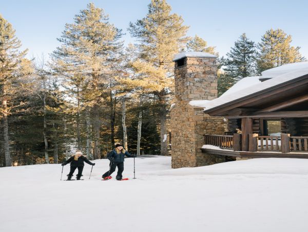 Luxury Log Cabin Style Vacation  Residence
