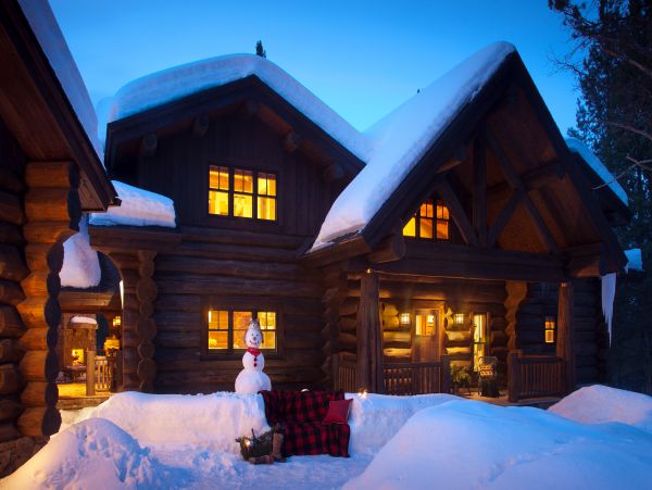 Luxury Log Cabin Style Vacation  Residence