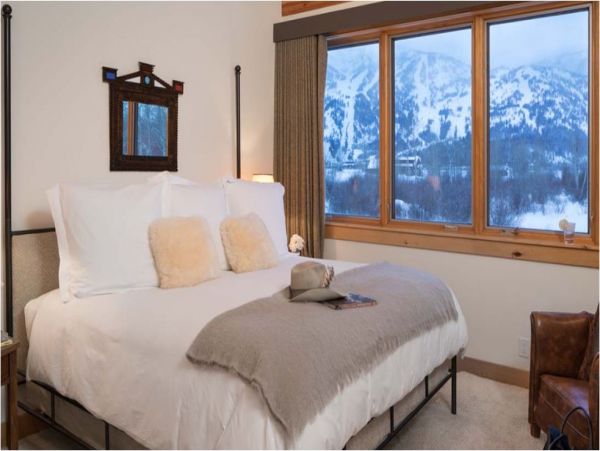Mountain Views Jackson Hole Luxury Vacation Home.