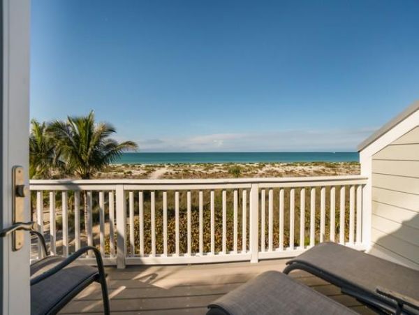 Beachfront Vacation Beach. Home In Boca Grande 3 Bedrooms