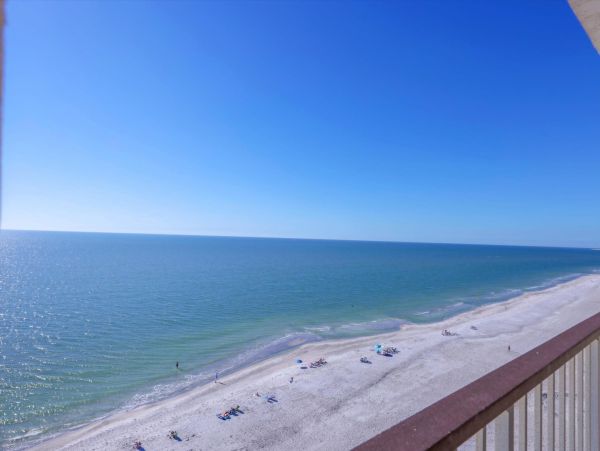Updated Longboat Key Vacation Rental with Private Balcony