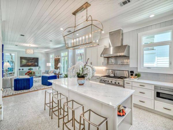 Inlet Beach Vacation Home Four Bedrooms with Guest House