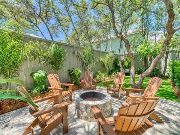 Inlet Beach Vacation Home Four Bedrooms with Guest House