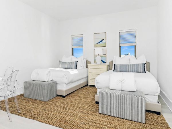 Blue Mountain Beach Four Bedrooms Vacation Home