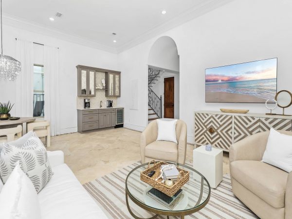 Blue Mountain Beach Four Bedrooms Vacation Home