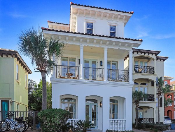 Blue Mountain Beach Four Bedrooms Vacation Home