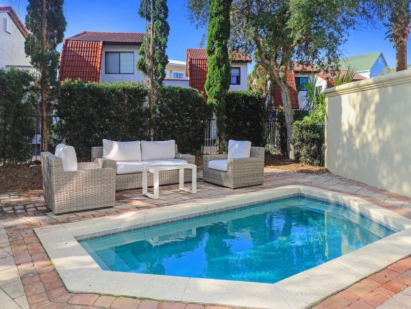 Blue Mountain Beach Four Bedrooms Vacation Home