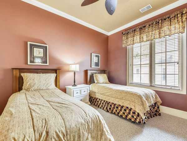 Six Bedroom Family Fun Home with Pool & Spa in Hilton Head