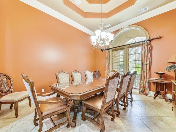 Six Bedroom Family Fun Home with Pool & Spa in Hilton Head