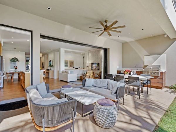 Ground Floor 3 Bedroom Luxury Condo Steps to Beach