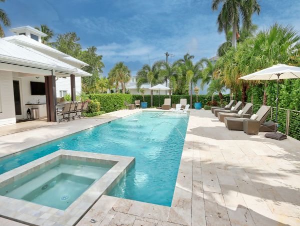 Naples Luxury Vacation Home With Private Pool 10 Guests