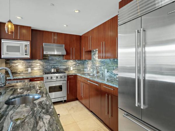 Three Bedroom On Beach Rental Condo in Kaanapali