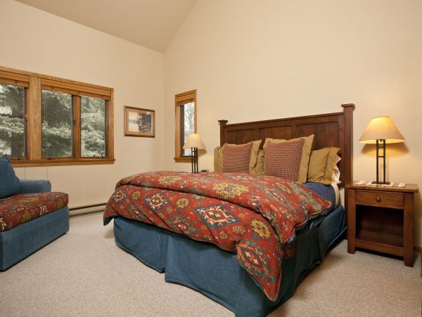 Teton Village 4 Bedroom Vacation Home Ski In - Ski Out