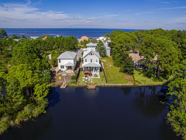 Waterfront Five Bedroom Home with Hot Tub in Miramar Beach
