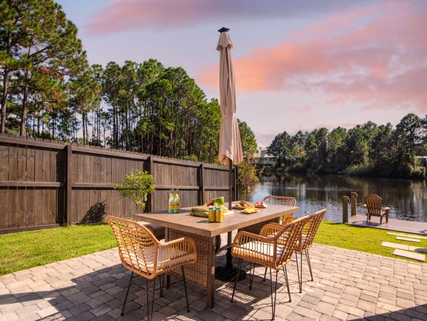 Waterfront Five Bedroom Home with Hot Tub in Miramar Beach