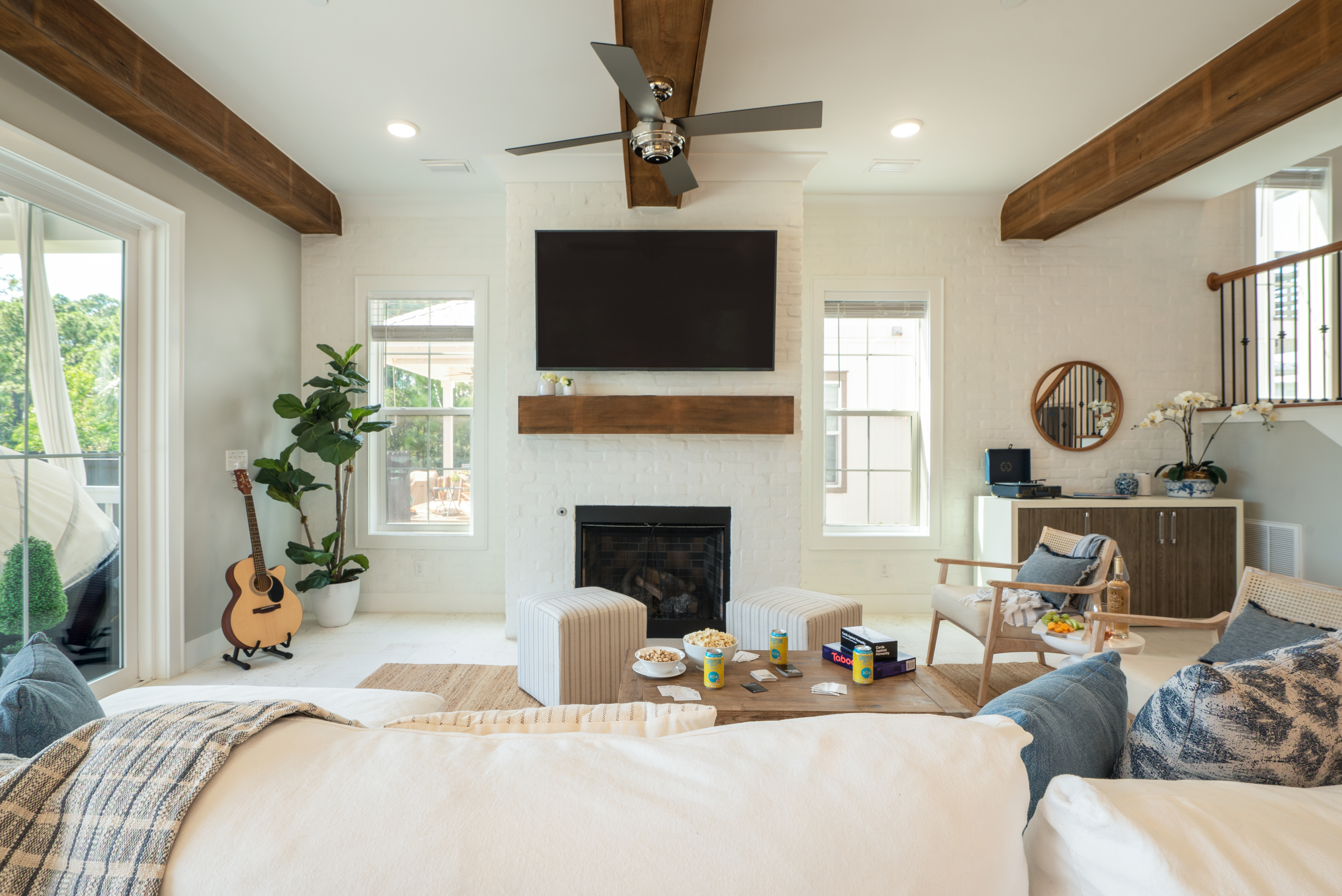 Waterfront Five Bedroom Home with Hot Tub in Miramar Beach