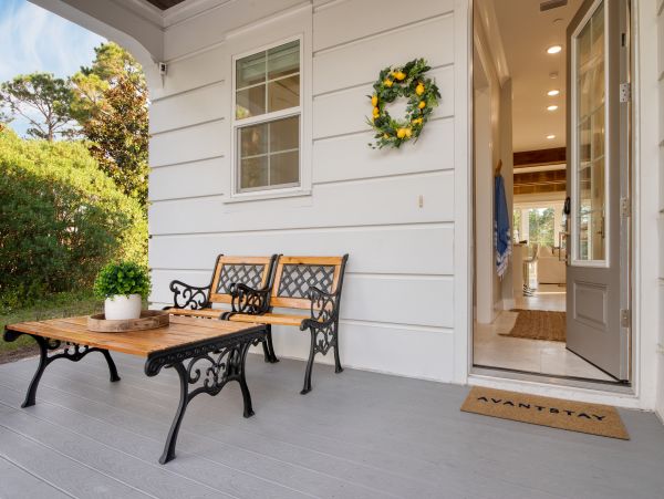 Waterfront Five Bedroom Home with Hot Tub in Miramar Beach