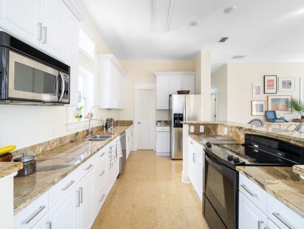 Blue Mountain Beach Vacation Rental - Six Bedroom Florida Coastal Home