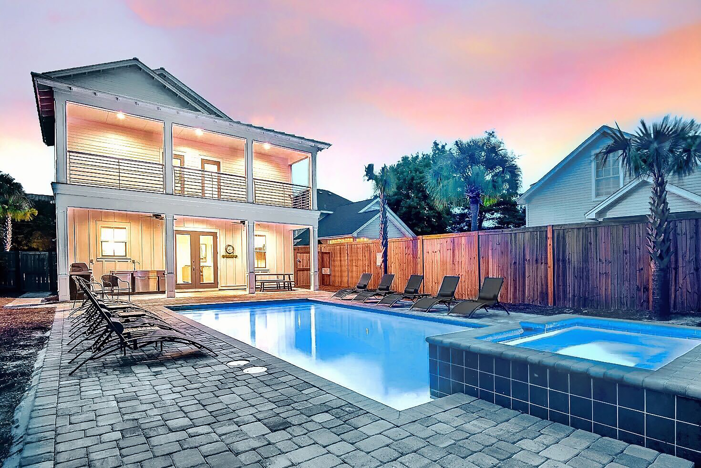 Luxury Destin 8 Bedroom Vacation Home with Private Pool