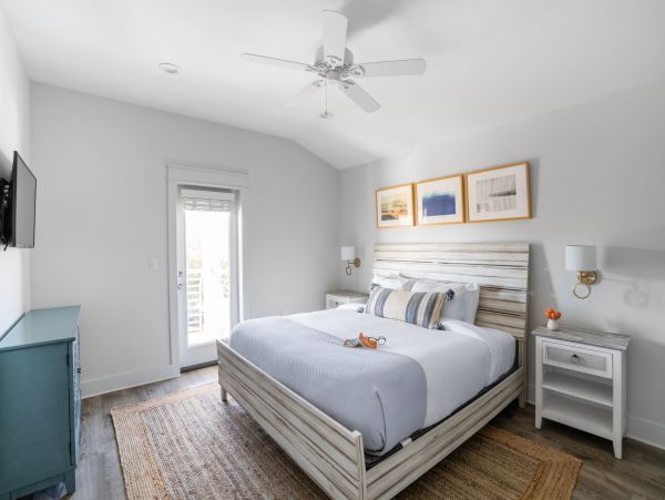 Luxury Destin 8 Bedroom Vacation Home with Private Pool