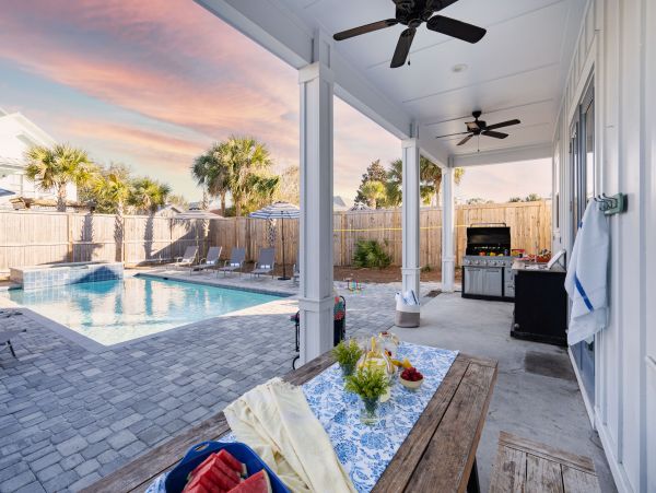 Luxury Destin 8 Bedroom Vacation Home with Private Pool