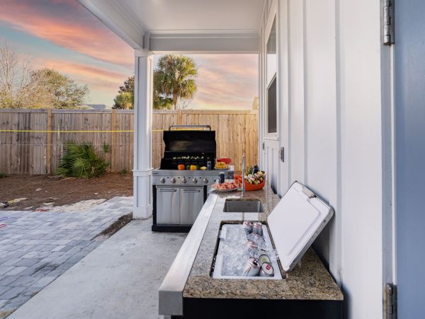 Luxury Destin 8 Bedroom Vacation Home with Private Pool