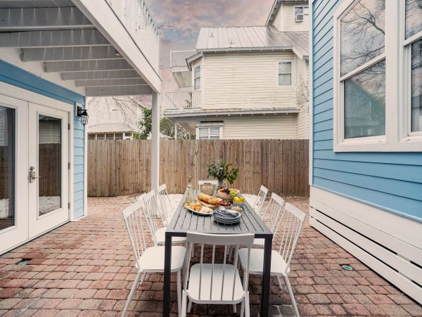 Luxury 6 Bedroom Home with Private Pool in Destin