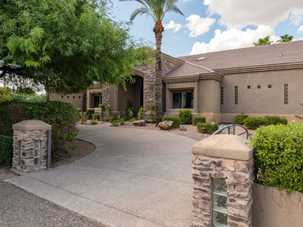 Scottsdale Home 1005530