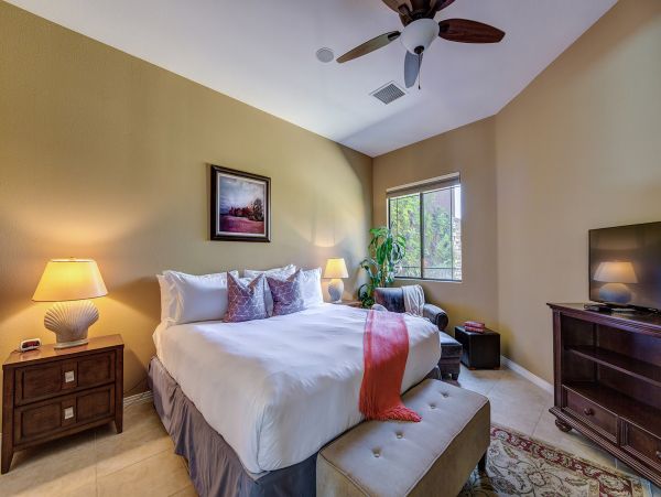 Palm Desert Home 1005575