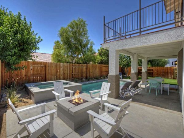 Palm Desert Home 1005580