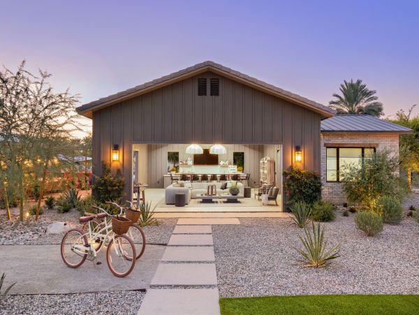 Thermal Posh Eight Bedroom Vacation Estate Private Pool