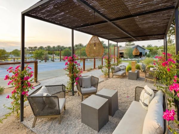 Thermal Posh Eight Bedroom Vacation Estate Private Pool