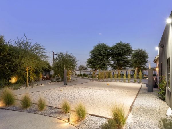 Thermal Posh Eight Bedroom Vacation Estate Private Pool