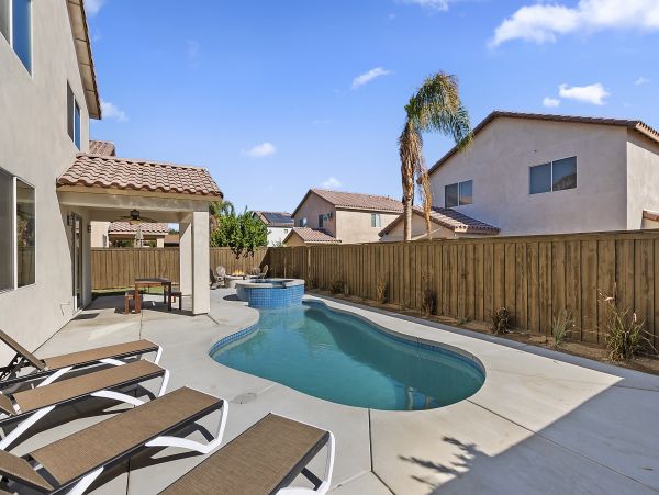 Palm Desert Home 1005586