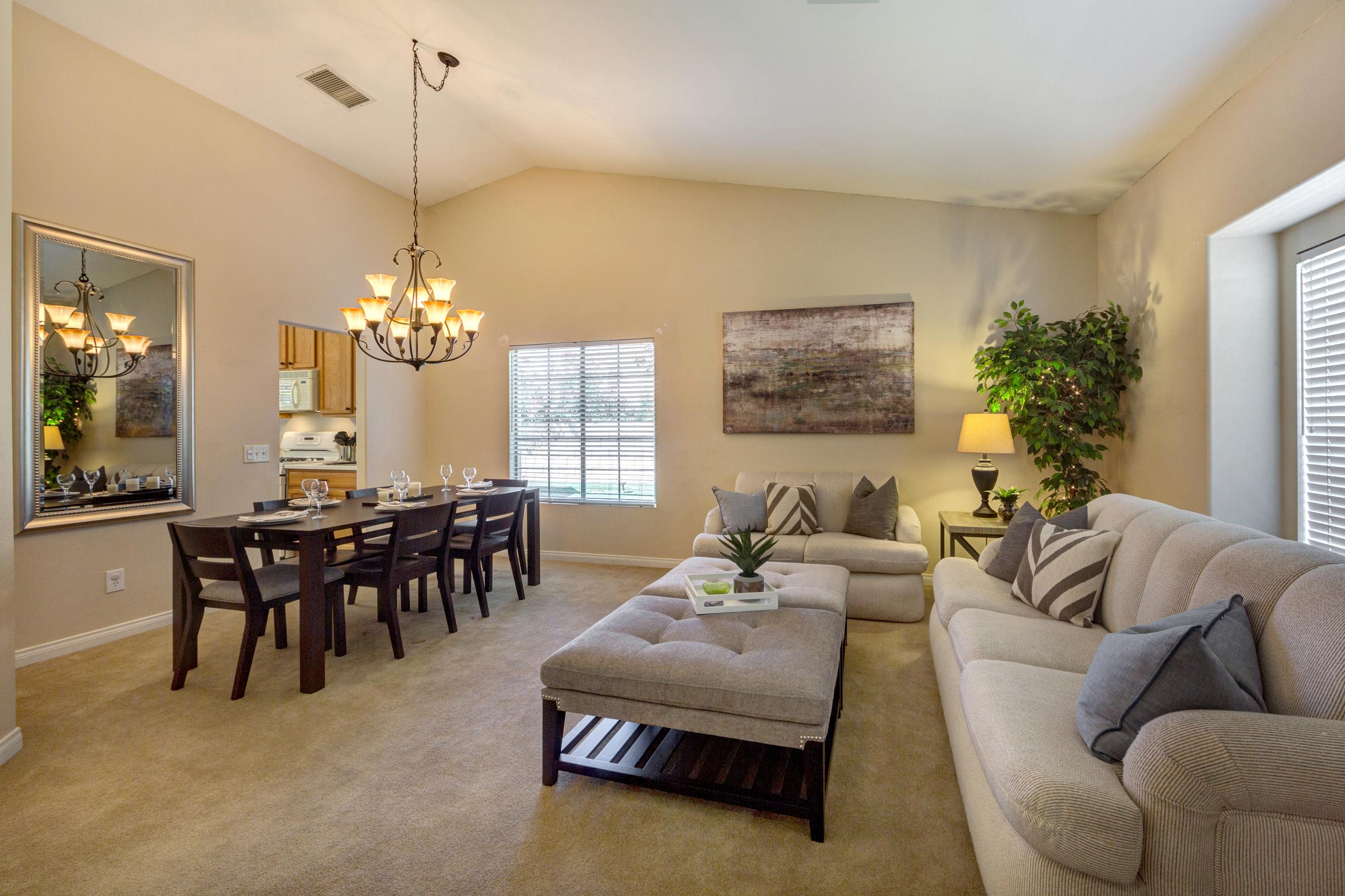 Palm Desert Home 1005589