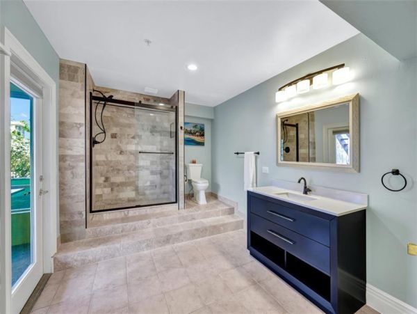 Captiva Island 6 Bedroom Pool Home Elevator & Walk To Beach
